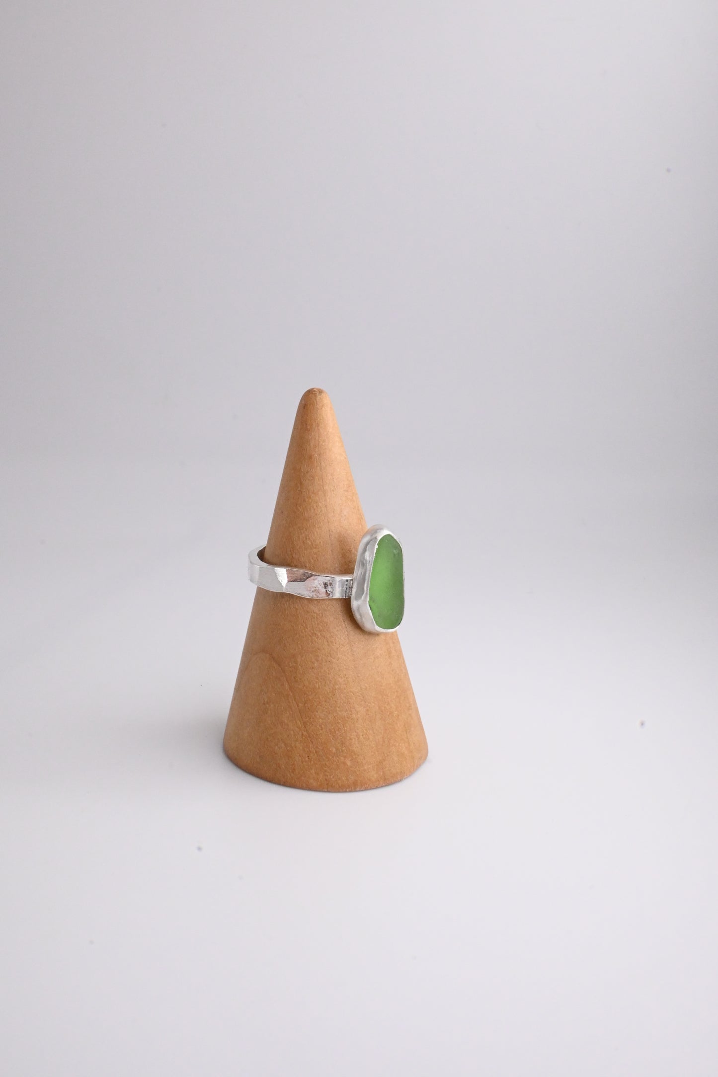 Sea Glass Ring 3mm [Size 7]
