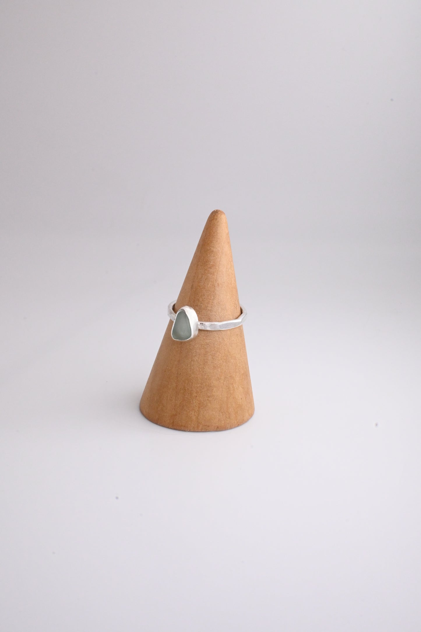 Sea Glass Ring 1mm [Size 7]