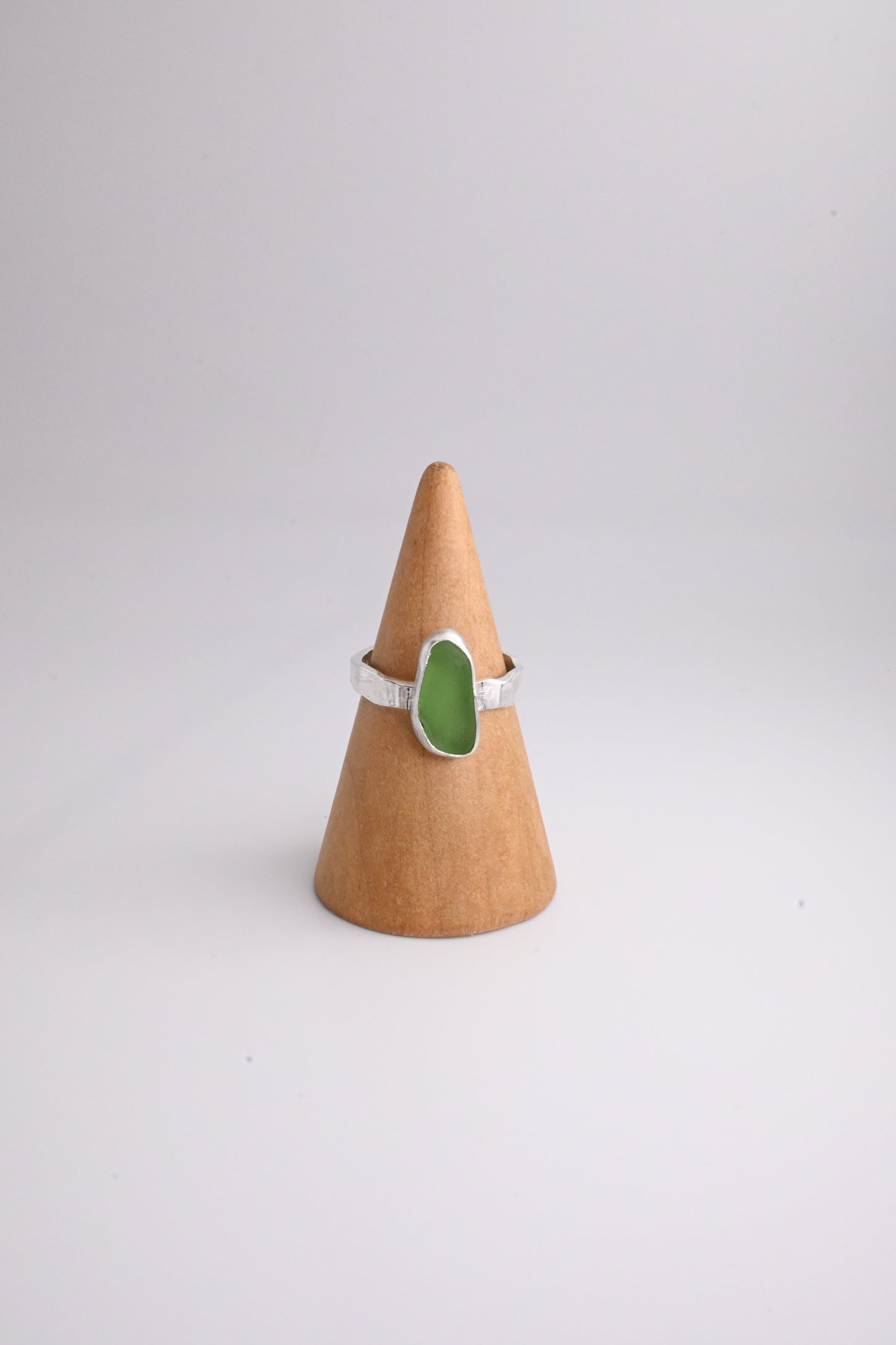 Sea Glass Ring 3mm [Size 7]