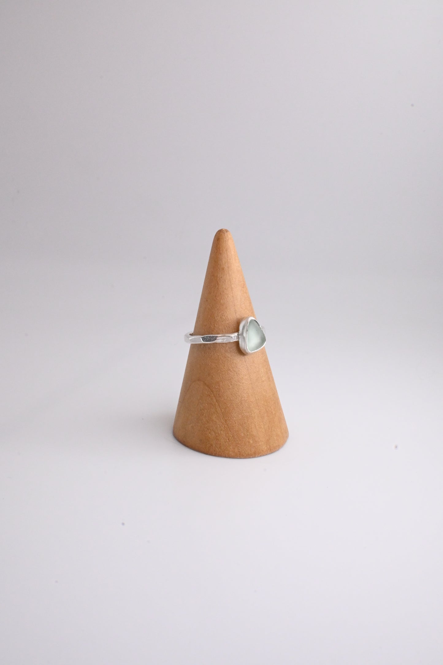 Sea Glass Ring 1mm [Size 7]