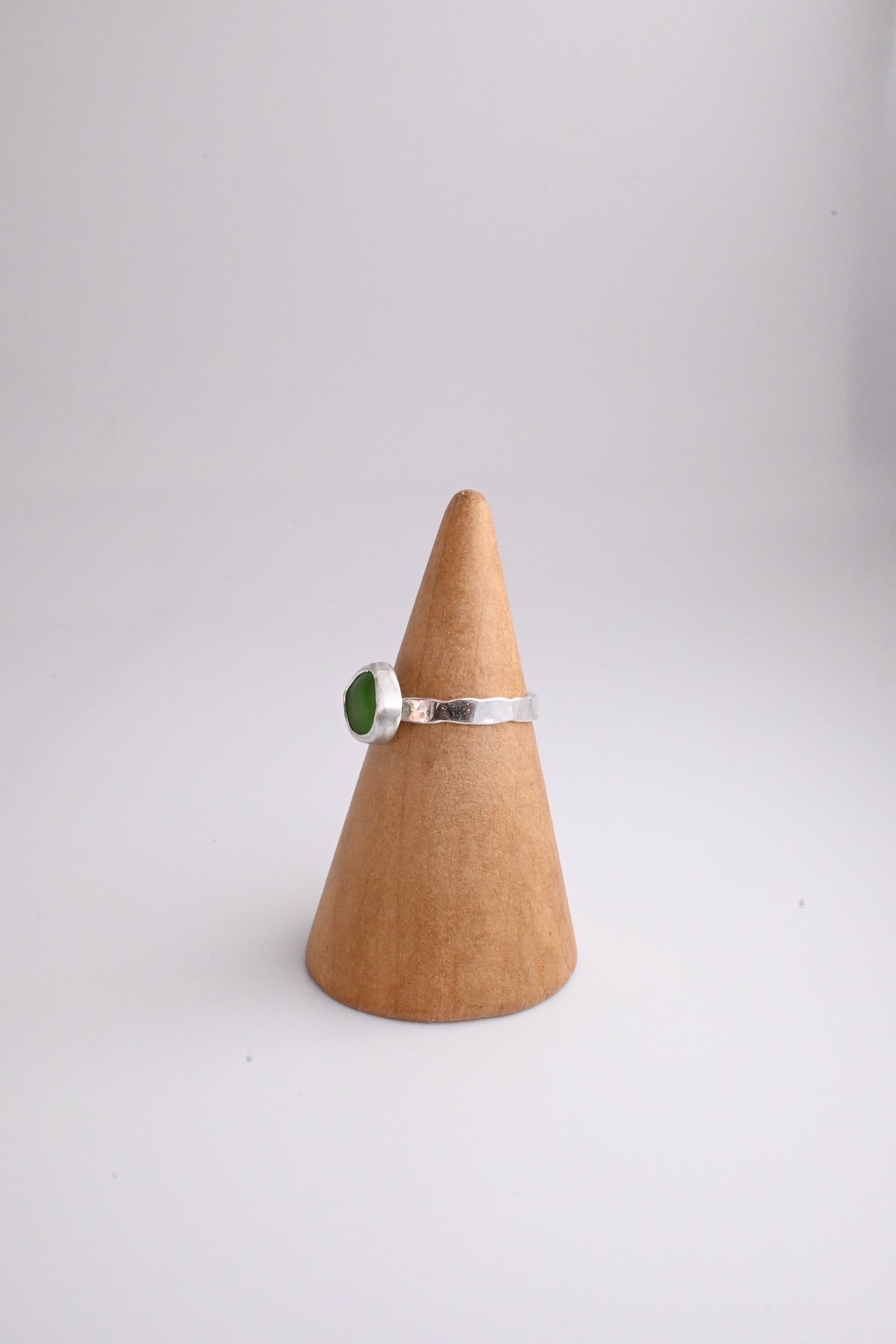 Sea Glass Ring 1mm [Size 5.5]