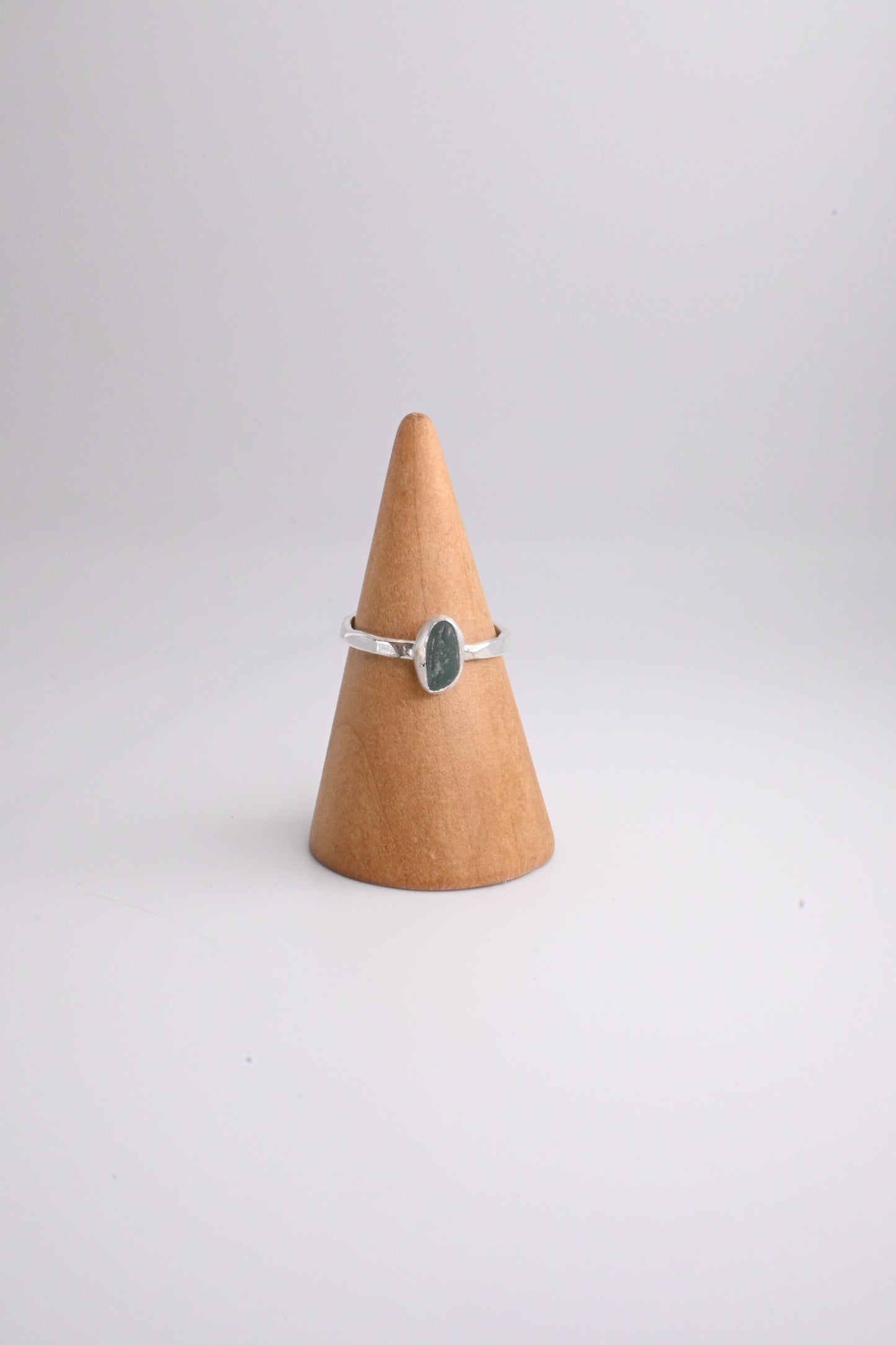Sea Glass Ring 1mm [Size 7]