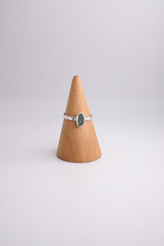 Sea Glass Ring 1mm [Size 7]