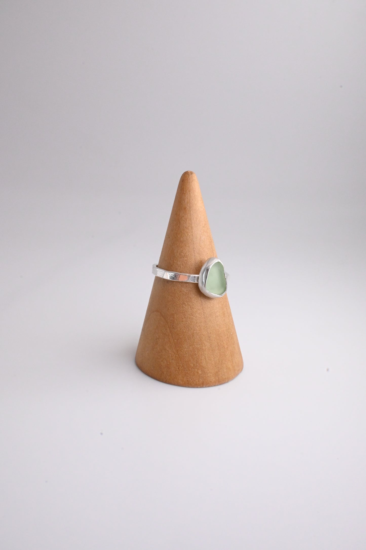 Sea Glass Ring 1mm [Size 8]