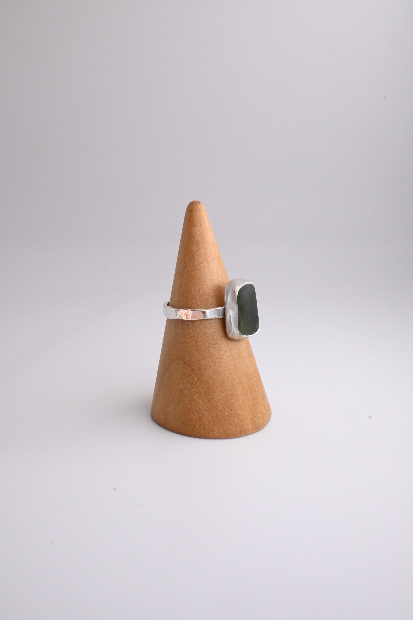 Sea Glass Ring 1mm [Size 6.5]