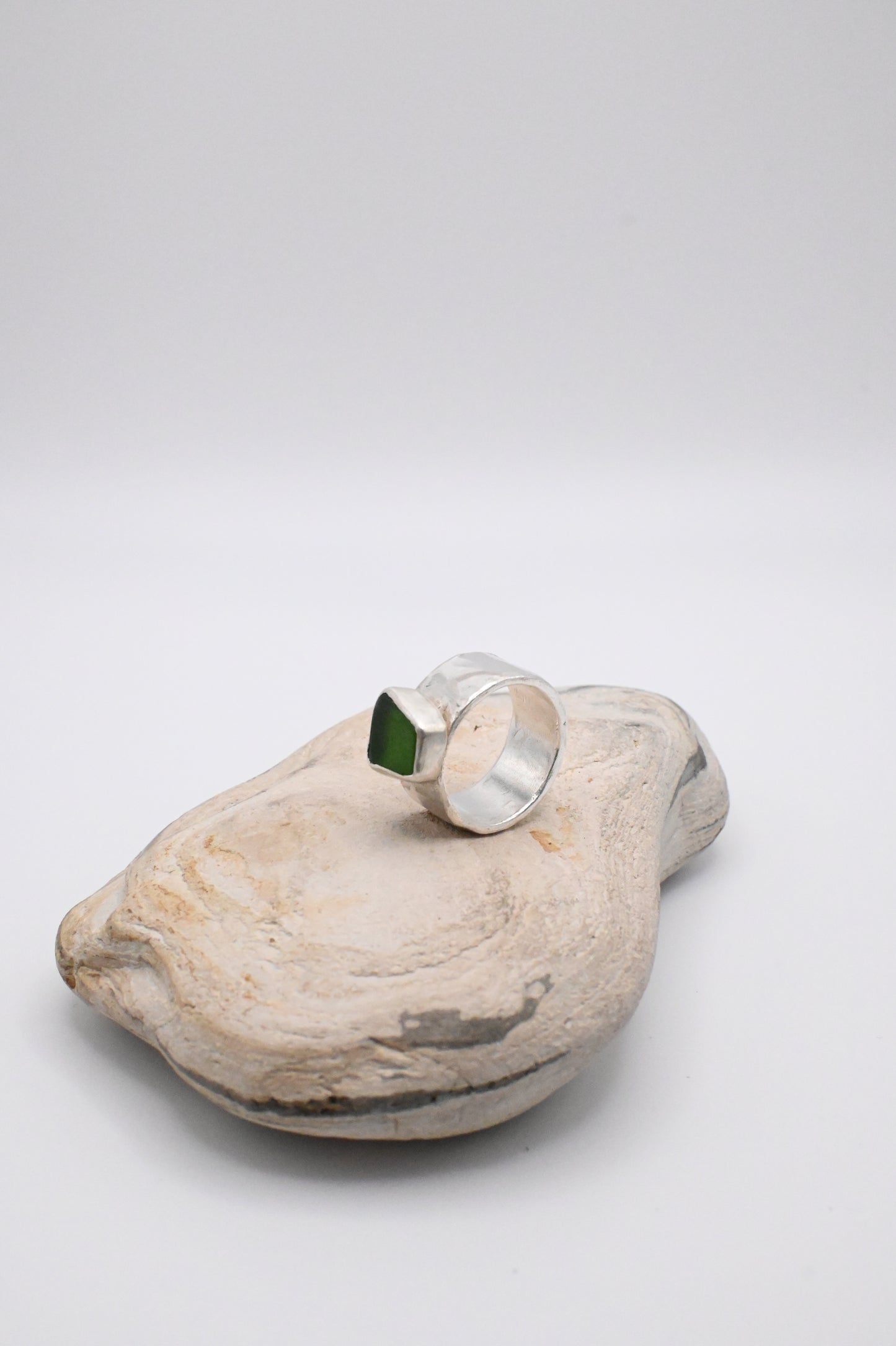 Sea Glass Chunky Ring [Size 8.5]