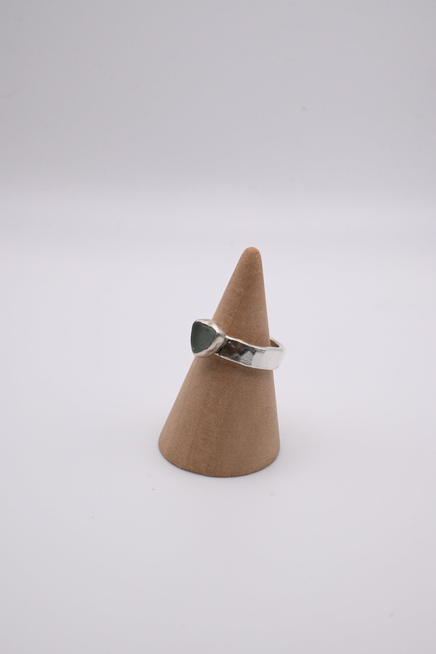 Sea Glass Ring 5mm [Size 7]