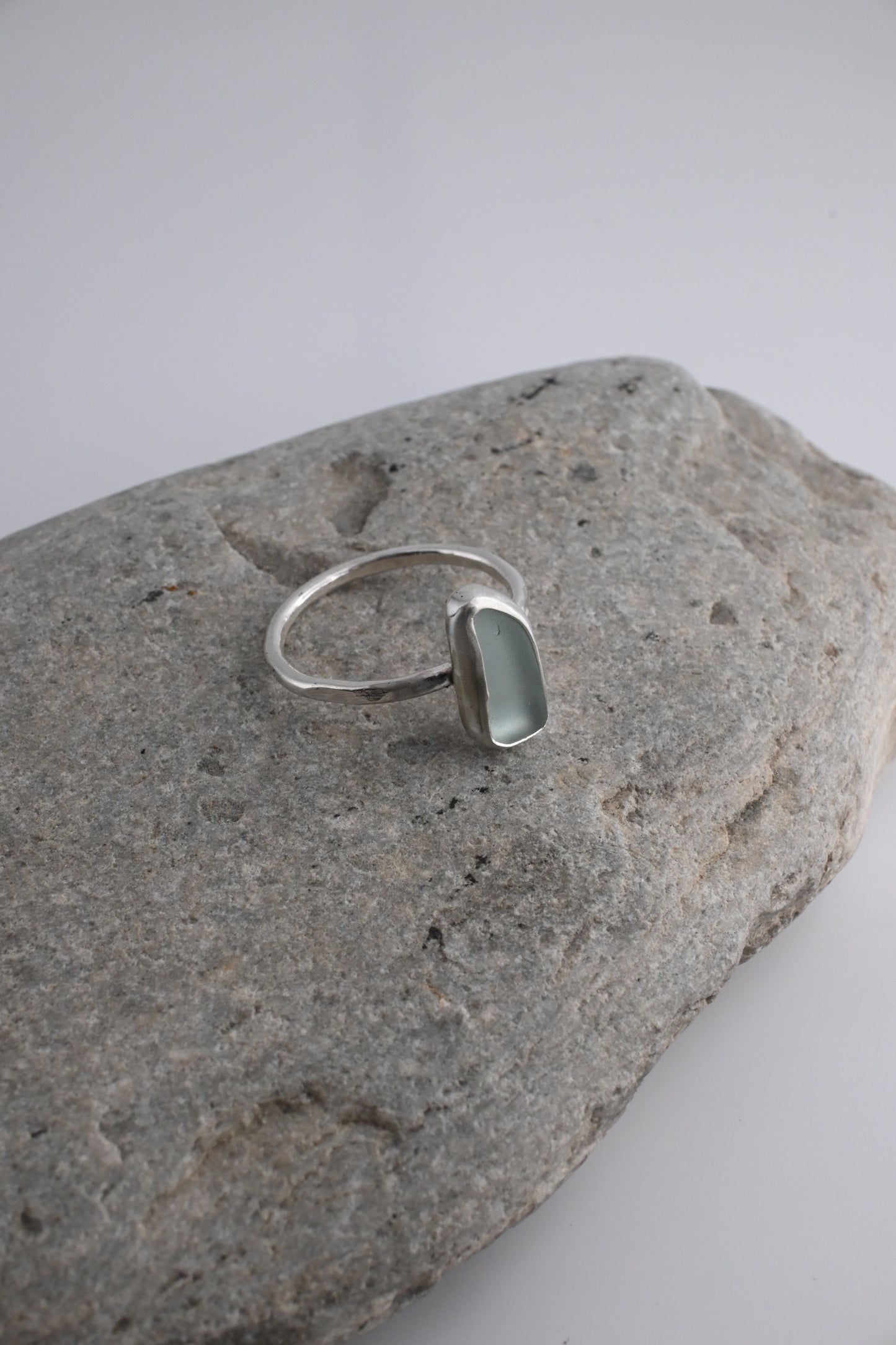 Sea Glass Ring 1mm [Size 7.5]