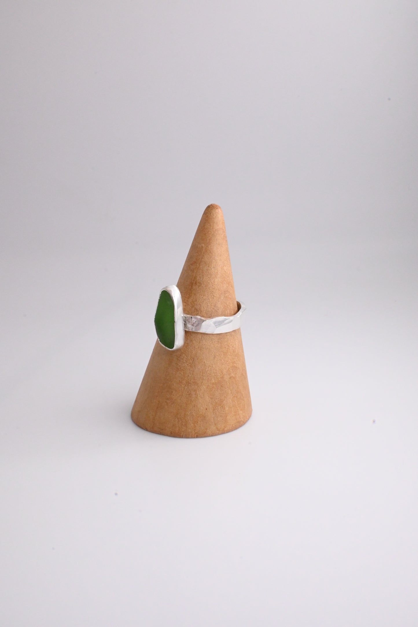 Sea Glass Ring 3mm [Size 7]