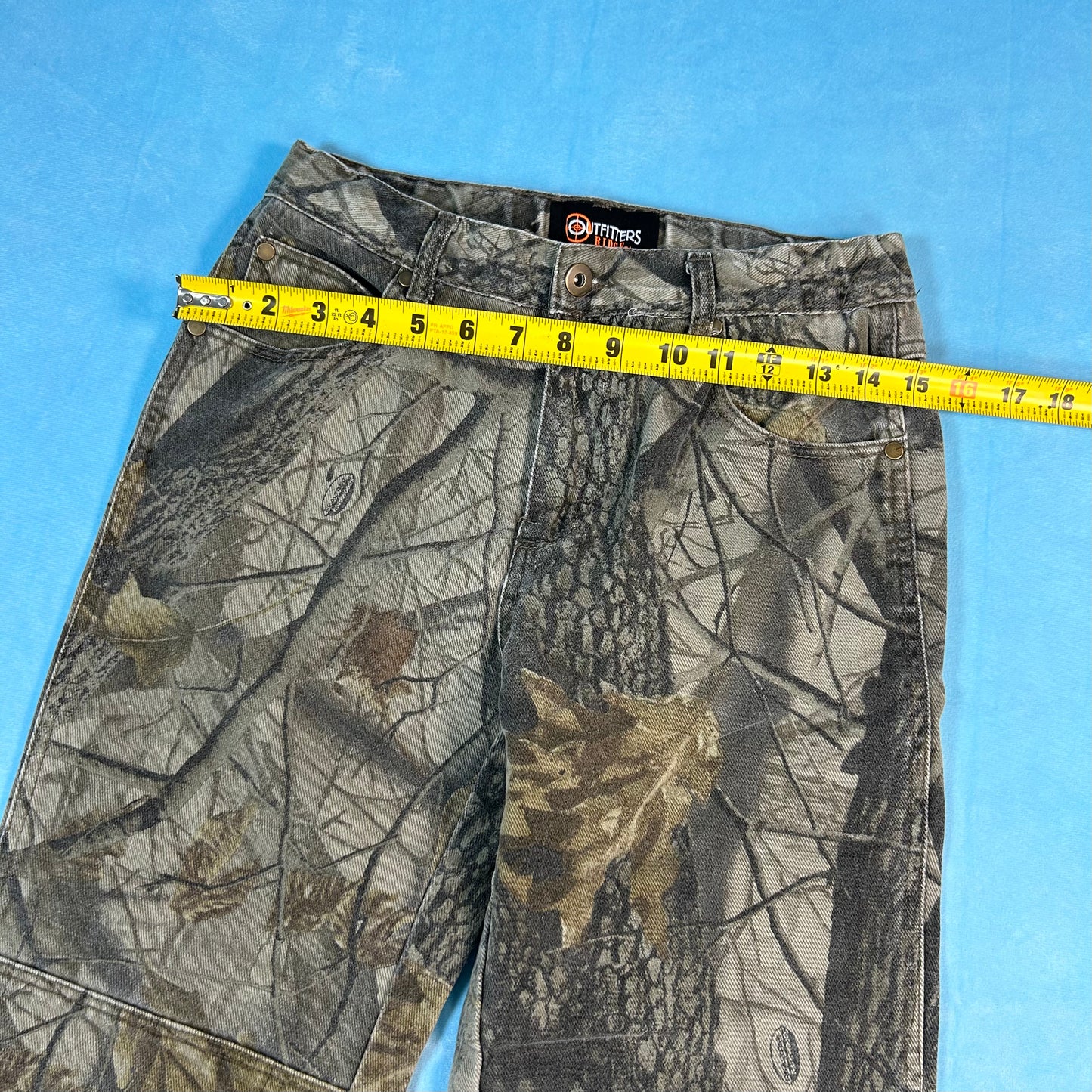 Preloved Camouflage Baggy Pant [Size 26]