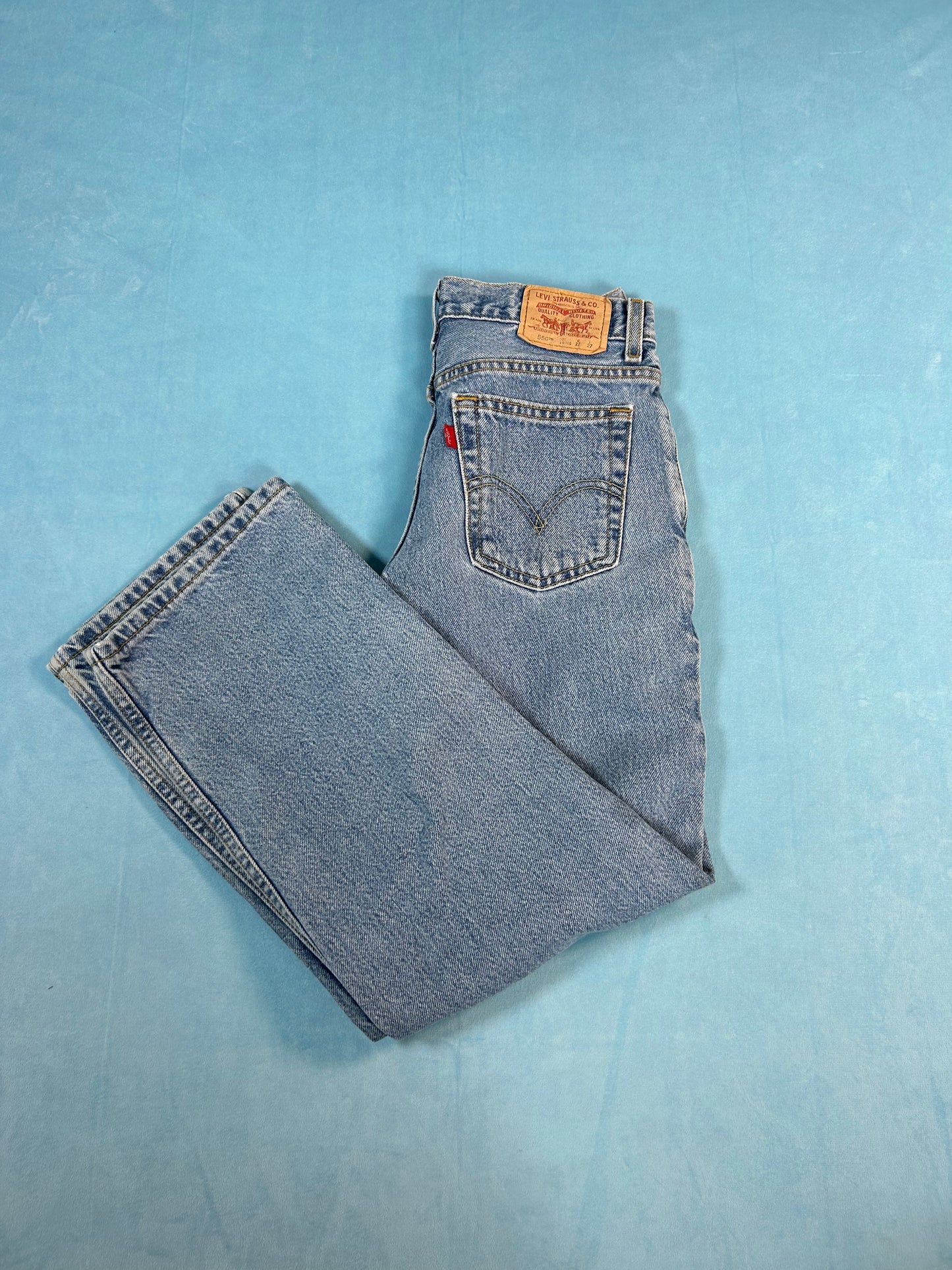 Vintage Levi's 550 Jeans [Size 27]