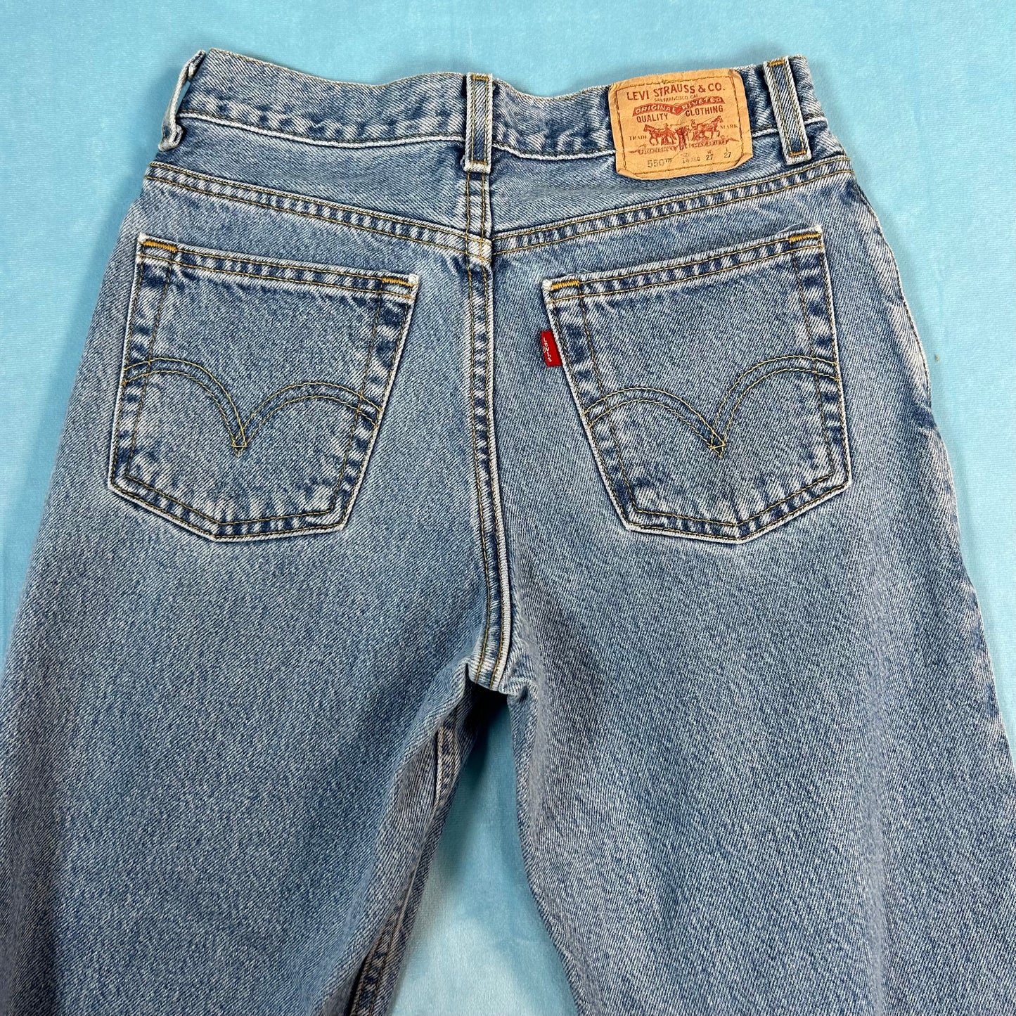 Vintage Levi's 550 Jeans [Size 27]