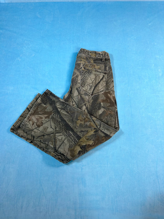 Preloved Camouflage Baggy Pant [Size 26]